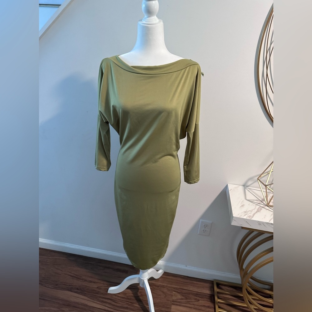 stretchable green dress
